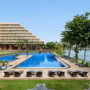 Hotel Cinnamon Lakeside Colombo
