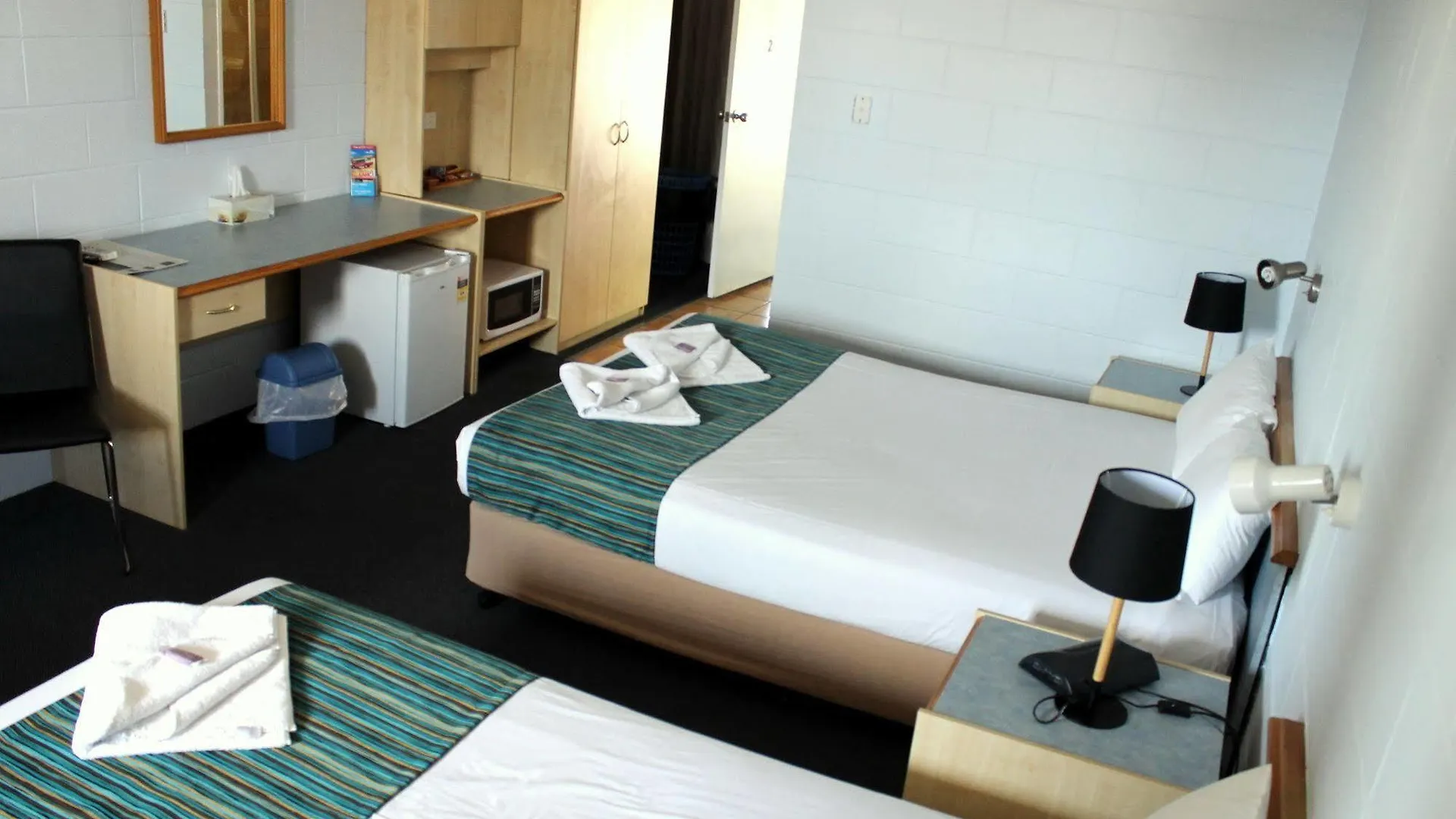 Rocky Glen Hotel Motel Gladstone